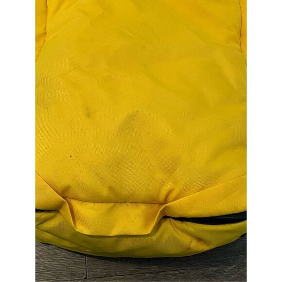 Baby bee bunting cocoon with stroller cover - Picture 5 of 8